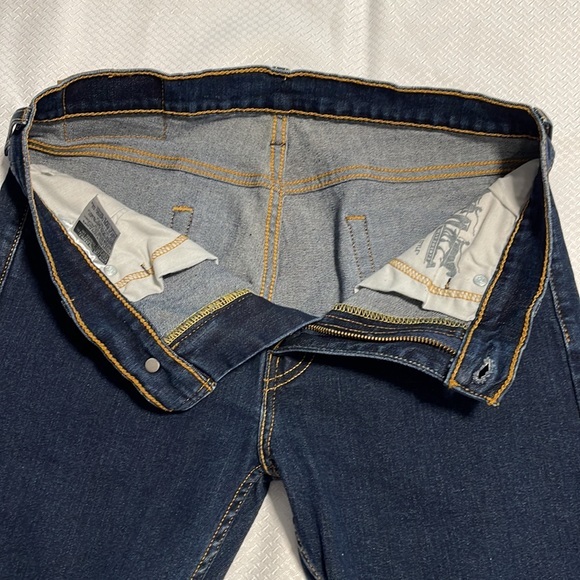 Levi’s 513 Jeans for Men - Picture 6 of 8